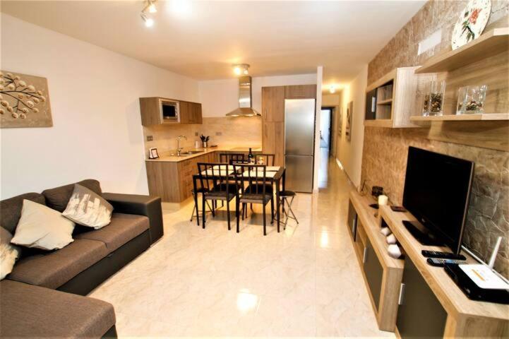 Apartamento Yale Tías Εξωτερικό φωτογραφία