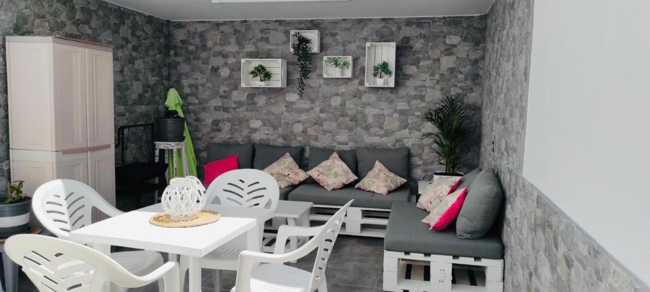 Apartamento Yale Tías Εξωτερικό φωτογραφία