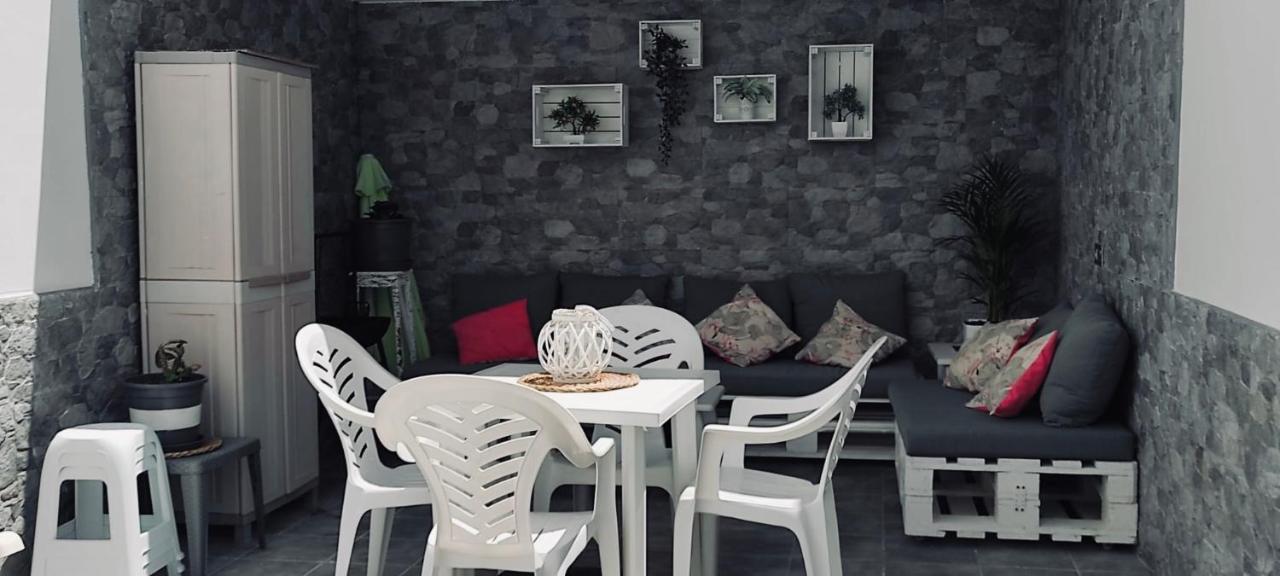 Apartamento Yale Tías Εξωτερικό φωτογραφία